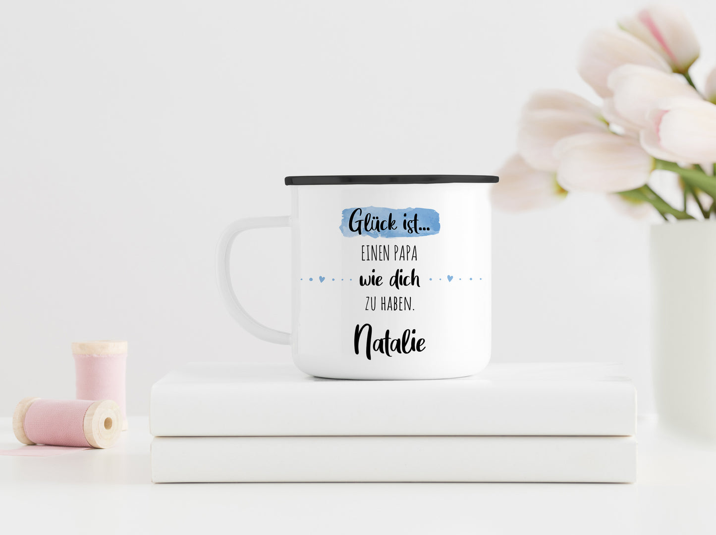 Papa | Emaille Kaffeebecher personalisiert | Glück ist einen wie dich zu haben | Tasse mit Name | Geschenk | Rand silber oder schwarz