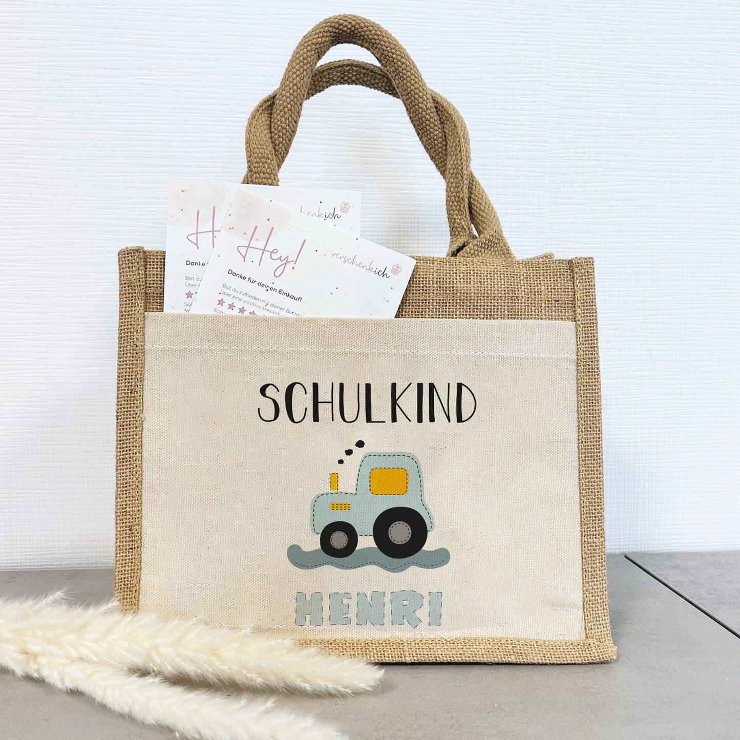 Einschulung | Personalisierte Jute Pocket Tasche | mit Wunschnamen | Schulkind Traktor blau | als Geschenktasche für Schulanfang