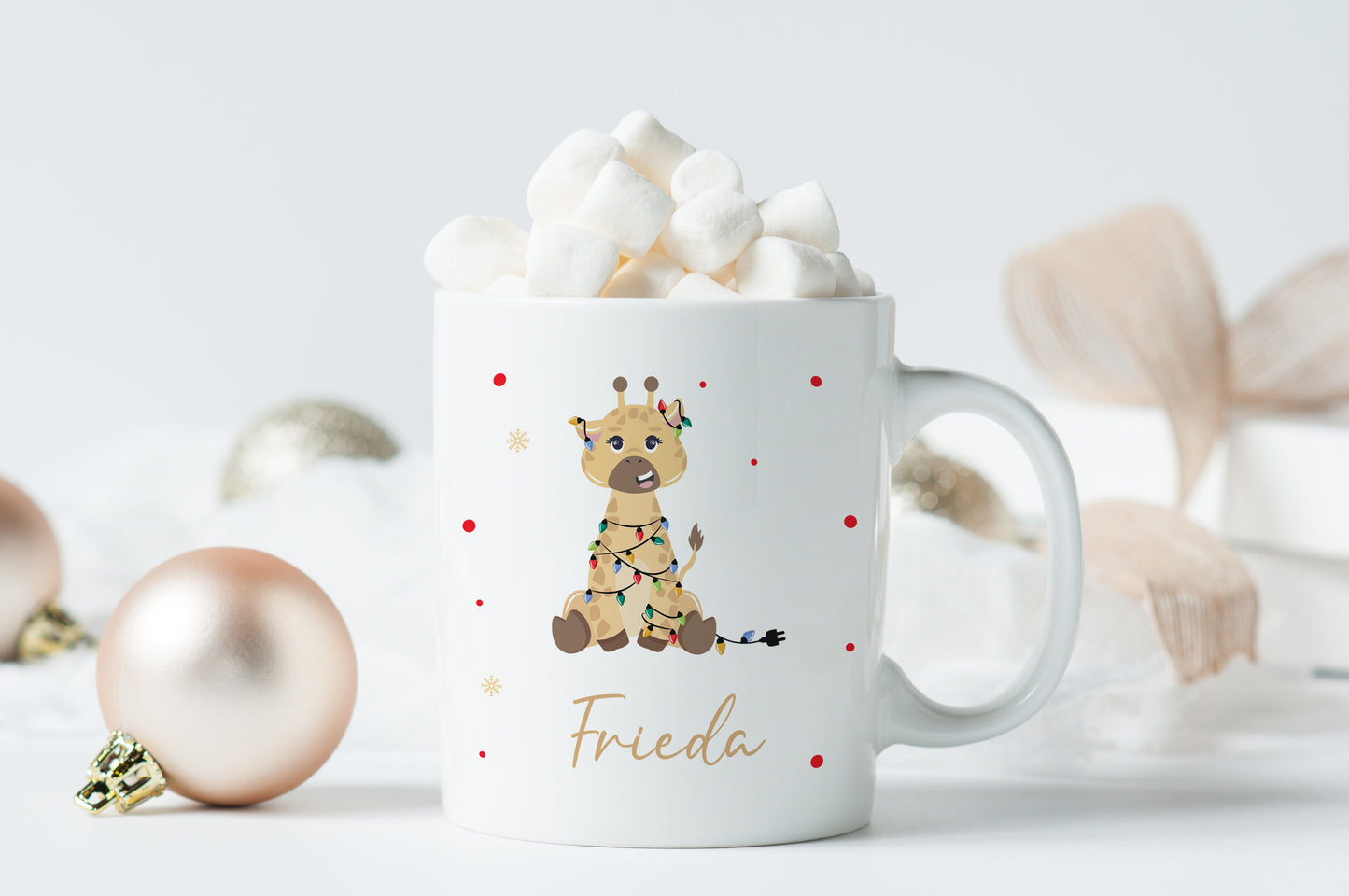 Keramik Tasse mit Name | Weihnachts- Giraffe
