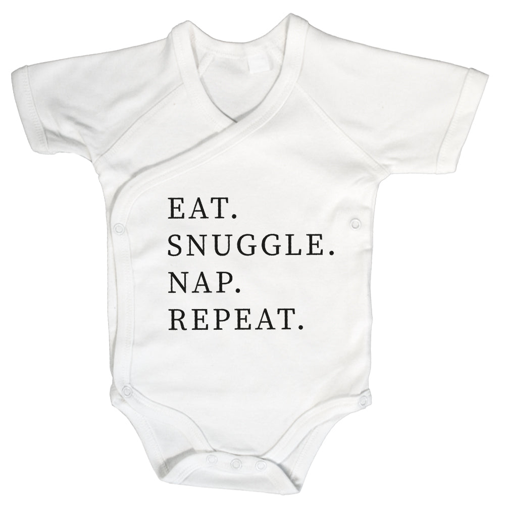 Baby Body Kurzarm mit Spruch | Wickelbody aus Bio-Baumwolle | Eat. Snuggle. Nap. Repeat.