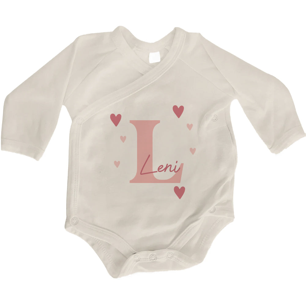 Baby Body Langarm mit Name | Wickelbody aus Bio-Baumwolle | Initiale in rosa