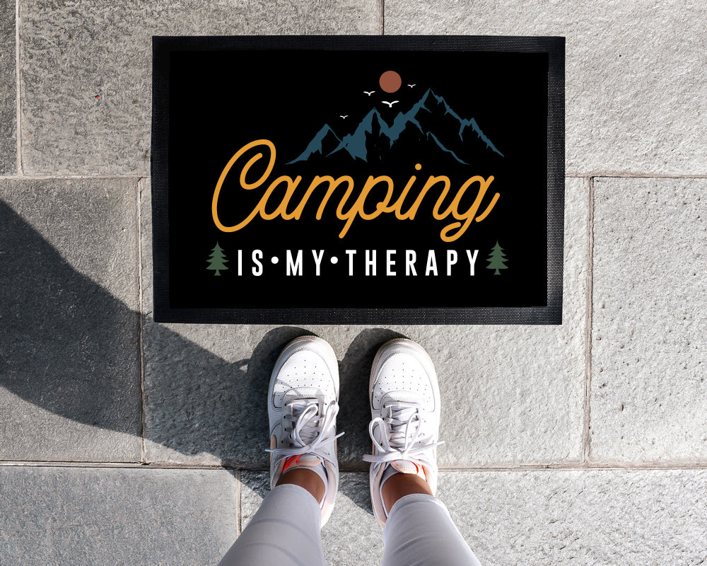 Fußmatte mit Spruch | Camping is my therapy