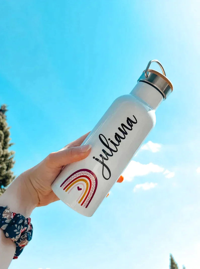 Personalisierte Isolierflasche mit eigenen Namen oder Wunschname - Motiv: Regenbogen - verschenkich.de