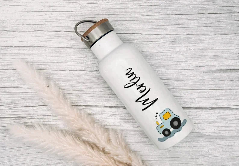 Personalisierte Isolierflasche mit eigenen Namen oder Wunschname - Motiv: Traktor Blau - verschenkich.de