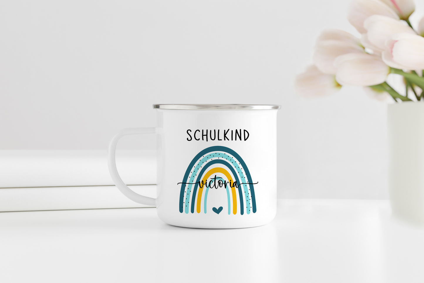 Personalisierter Emaillebecher | Schulkind Regenbogen blau | Emaille Tasse | Rand schwarz oder silber | mit Wunschnamen | Einschulung - verschenkich.de