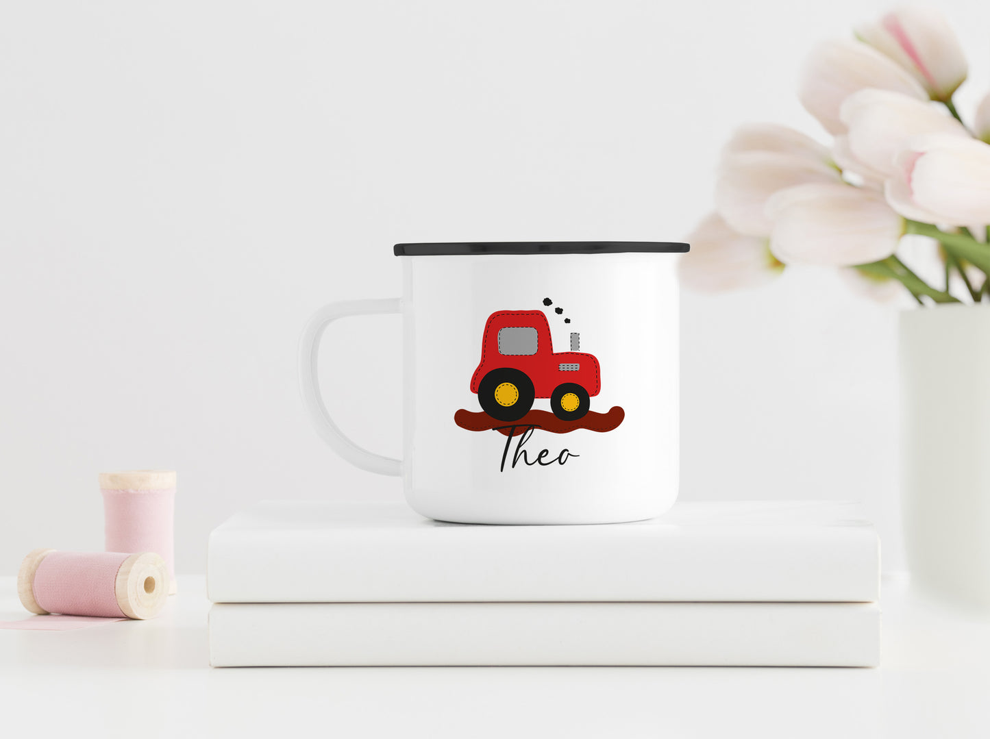 Personalisierter Emaillebecher | Traktor rot | Emaille Tasse | Rand schwarz oder silber | mit Namen | Geschenk Trecker Fans | Geburtstag - verschenkich.de