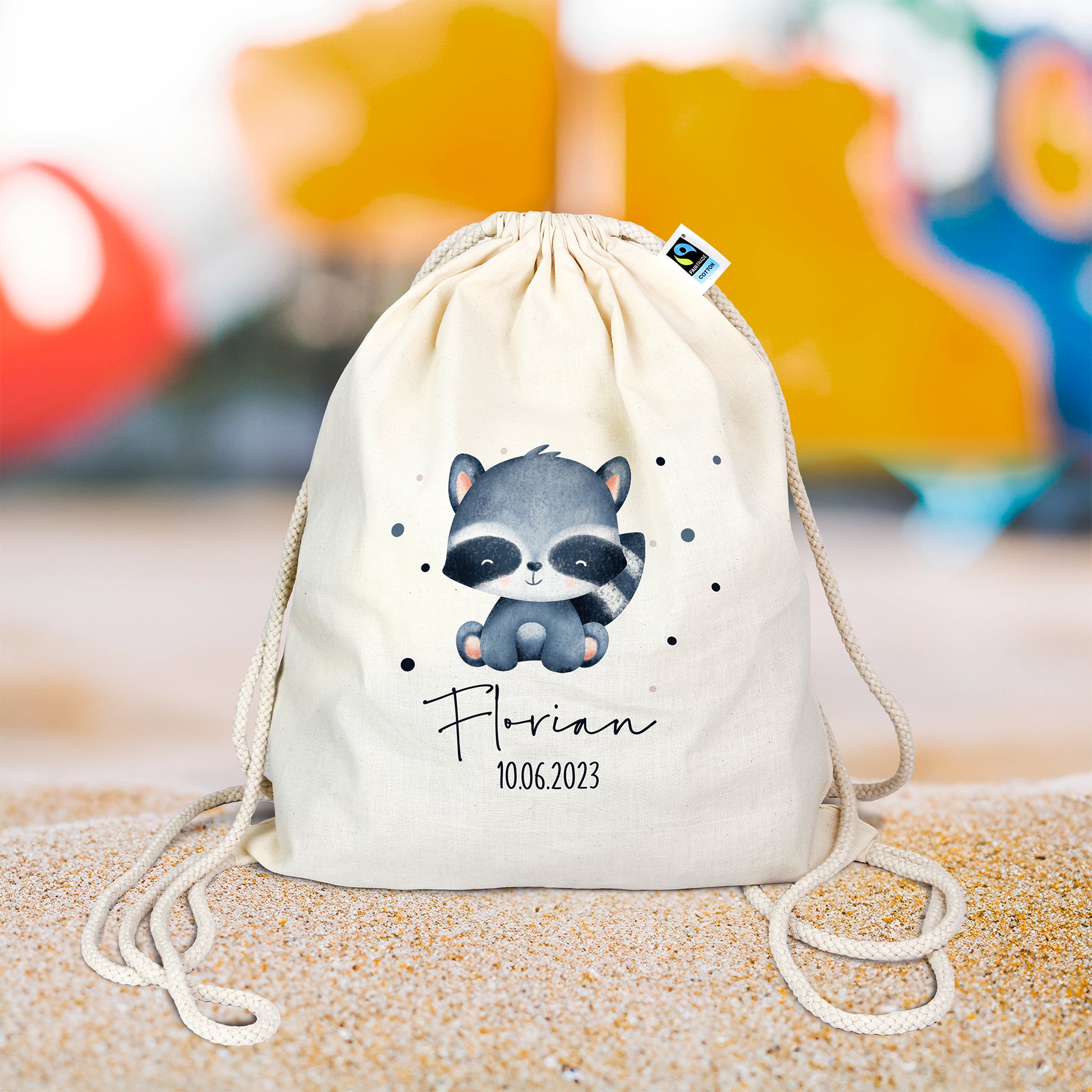 Personalisierter Turnbeutel aus Bio- Baumwolle | mit Wunschnamen und Datum | Tierkinder Waschbär | Rucksack für Schule und Kindergarten - verschenkich.de