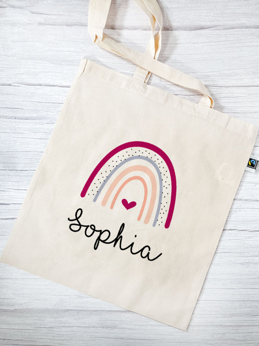 Stofftasche aus Bio- Baumwolle mit Name | Regenbogen Herz