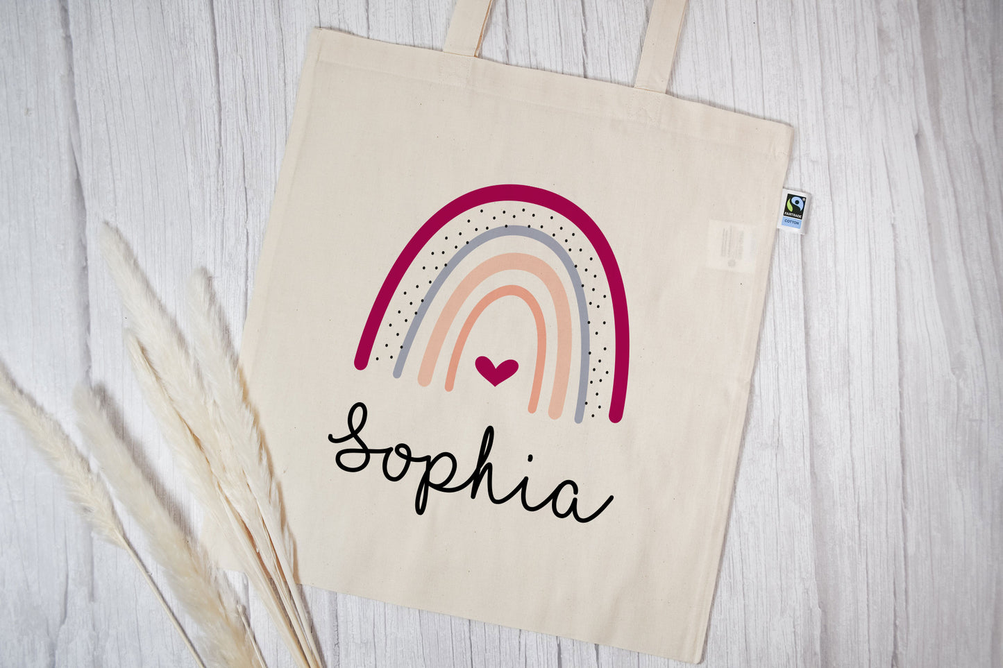 Stofftasche aus Bio- Baumwolle mit Name | Regenbogen Herz