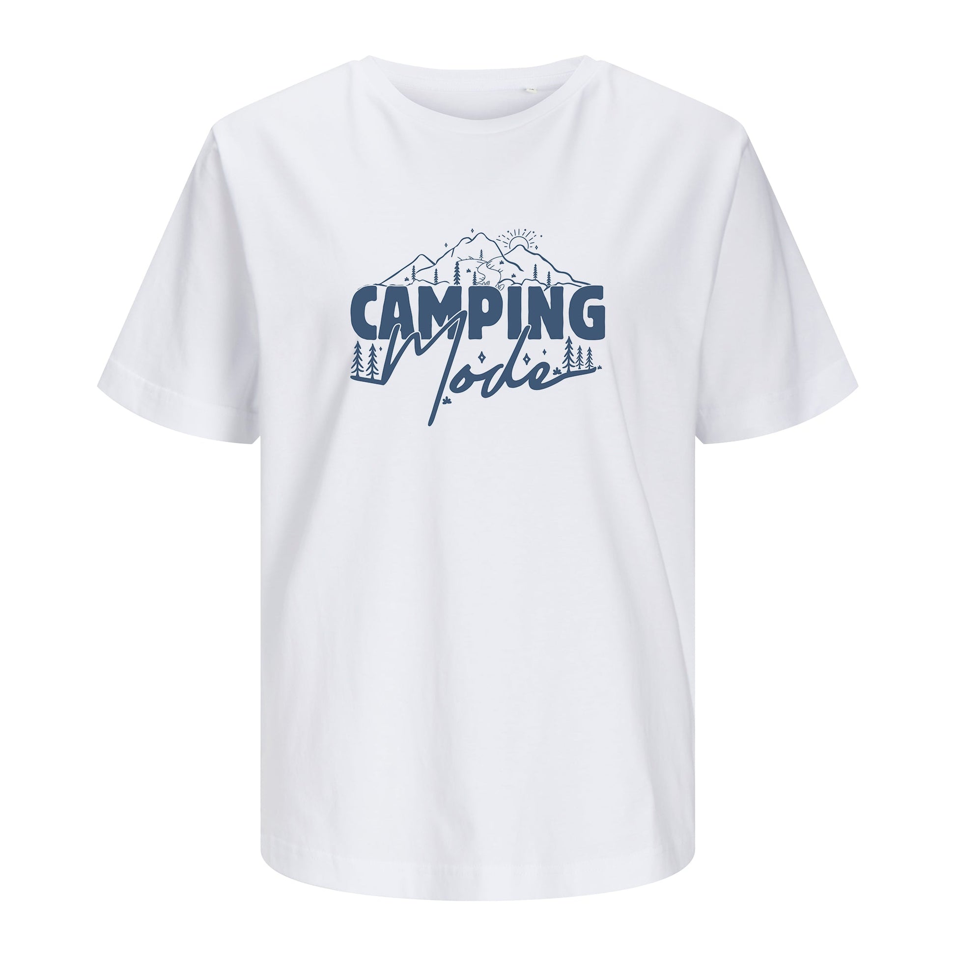 Weißes T-Shirt Camping Mode freigestellt auf weißem Hintergrund – Vorderansicht