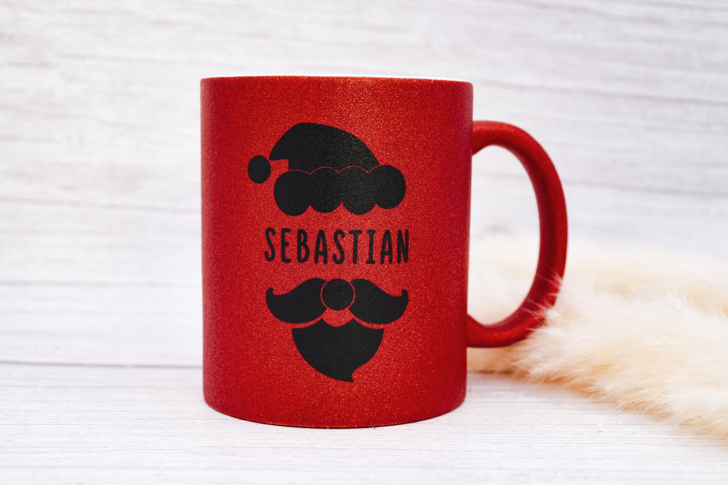 Keramik Tasse in Glitzer + Rot mit Name | Weihnachtsmann