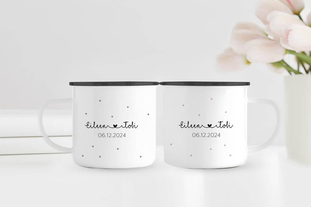 Personalisiertes Emaillebecher Set | Mrs + Mr | 2 Emaille Tassen | Rand Silber oder Schwarz | Name und Datum | Geschenk für Hochzeit