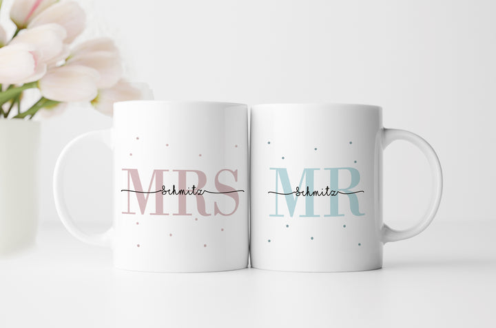 Personalisiertes Tassen Set | Mrs + Mr | mit Wunschnamen und Datum | Geschenk für Hochzeit, Heirat, Verlobung und Jahrestag der Eheleute