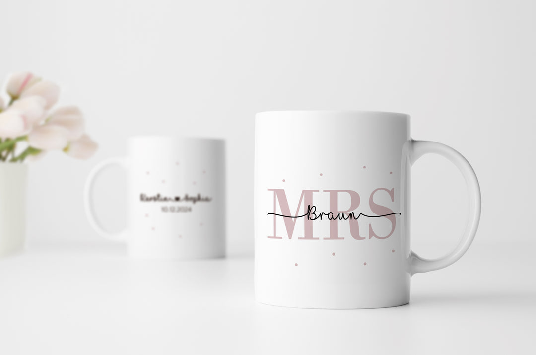 Personalisiertes Tassen Set | Mrs + Mrs | mit Wunschnamen und Datum | Geschenk für Hochzeit, Heirat, Verlobung und Jahrestag der Eheleute