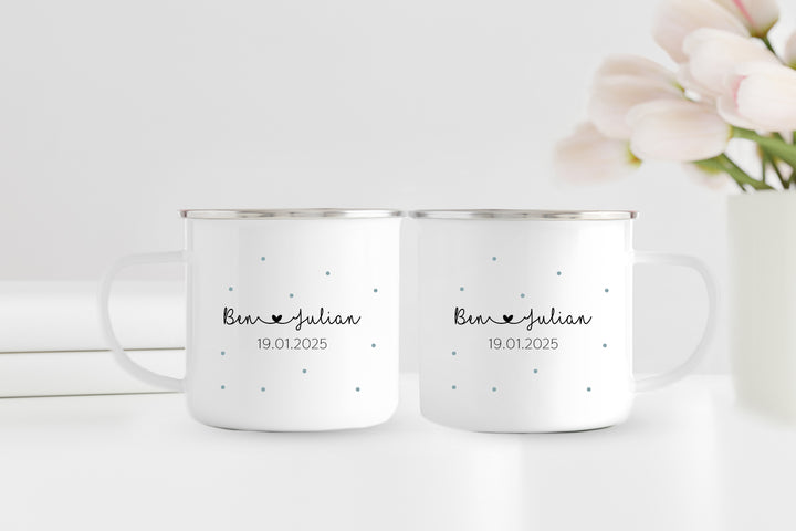 Personalisiertes Emaillebecher Set | Mr + Mr | 2 Emaille Tassen | Rand Silber oder Schwarz | Name und Datum | Geschenk für Hochzeit