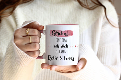 Oma | Kaffeetasse | Glück ist eine wie dich zu haben | Tasse mit Wunschnamen personalisiert | Geschenk | weiß oder Henkel+Innen rosa