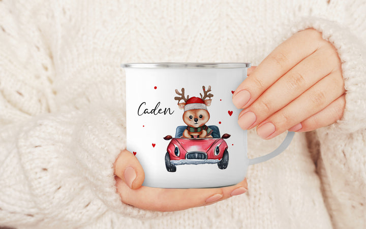 Personalisierter Emaillebecher | Emaille Tasse | Rand silber oder schwarz | mit Wunschnamen | Rentier im Auto | Geschenk für Weihnachten