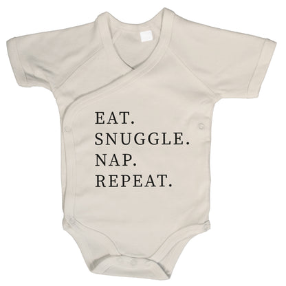 Baby Body Kurzarm mit Spruch | Wickelbody aus Bio-Baumwolle | Eat. Snuggle. Nap. Repeat.