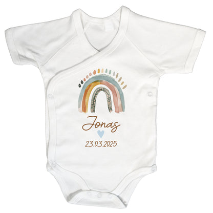 Baby Body Kurzarm mit Name & Geburtsdatum | Wickelbody aus Bio-Baumwolle | Boho Regenbogen
