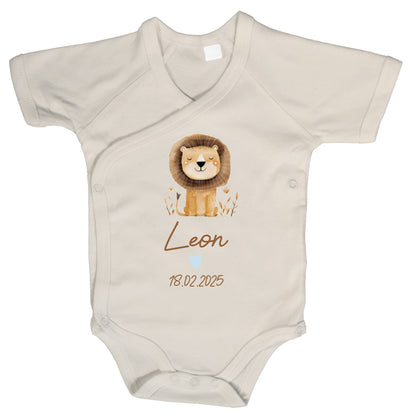 Baby Body Kurzarm mit Name & Geburtsdatum | Wickelbody aus Bio-Baumwolle | Tierparty - Löwe