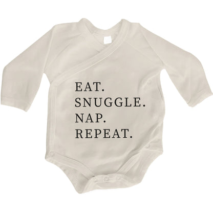 Baby Body Langarm mit Spruch | Wickelbody aus Bio-Baumwolle | Eat. Snuggle. Nap. Repeat.