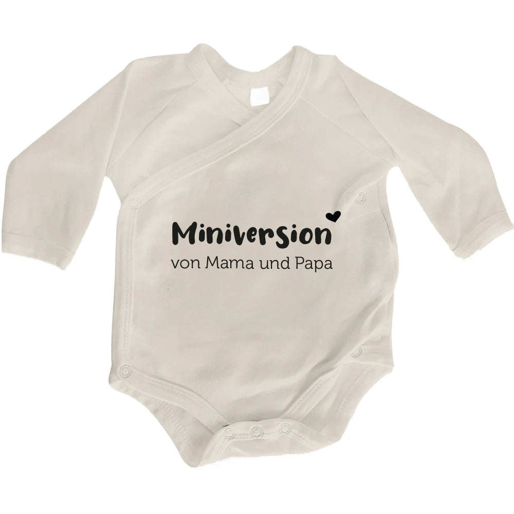 Baby Body Langarm mit Spruch | Wickelbody aus Bio-Baumwolle | Miniversion von Mama und Papa
