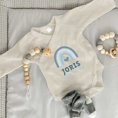 Baby Body Langarm mit Name & Geburtsdaten | Wickelbody aus Bio-Baumwolle | Regenbogen Blau