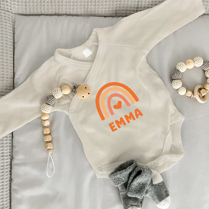 Baby Body Langarm mit Name & Geburtsdaten | Wickelbody aus Bio-Baumwolle | Regenbogen Gelb