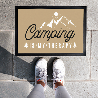 Fußmatte mit Spruch | Camping is my therapy