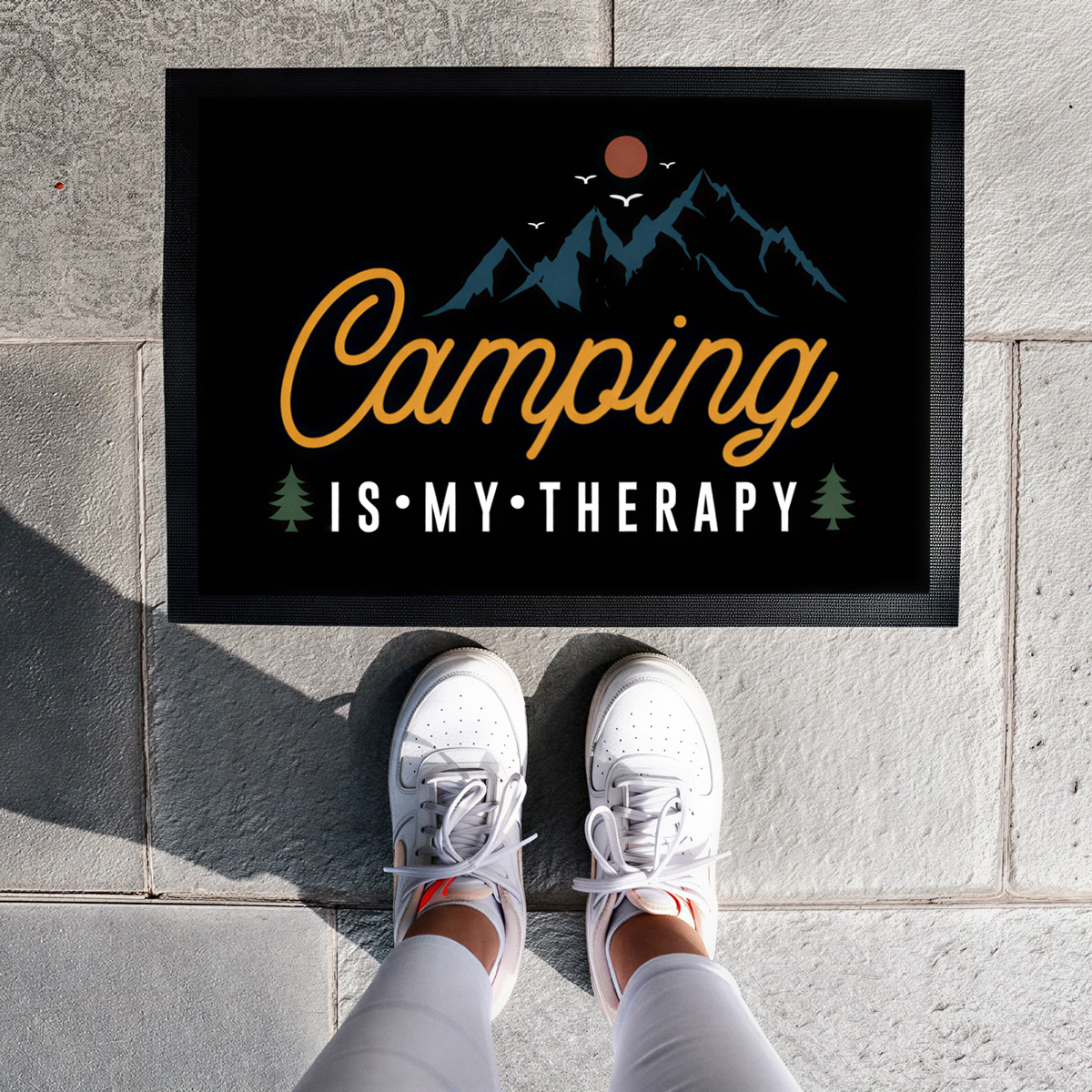 Fußmatte mit Spruch | Camping is my therapy