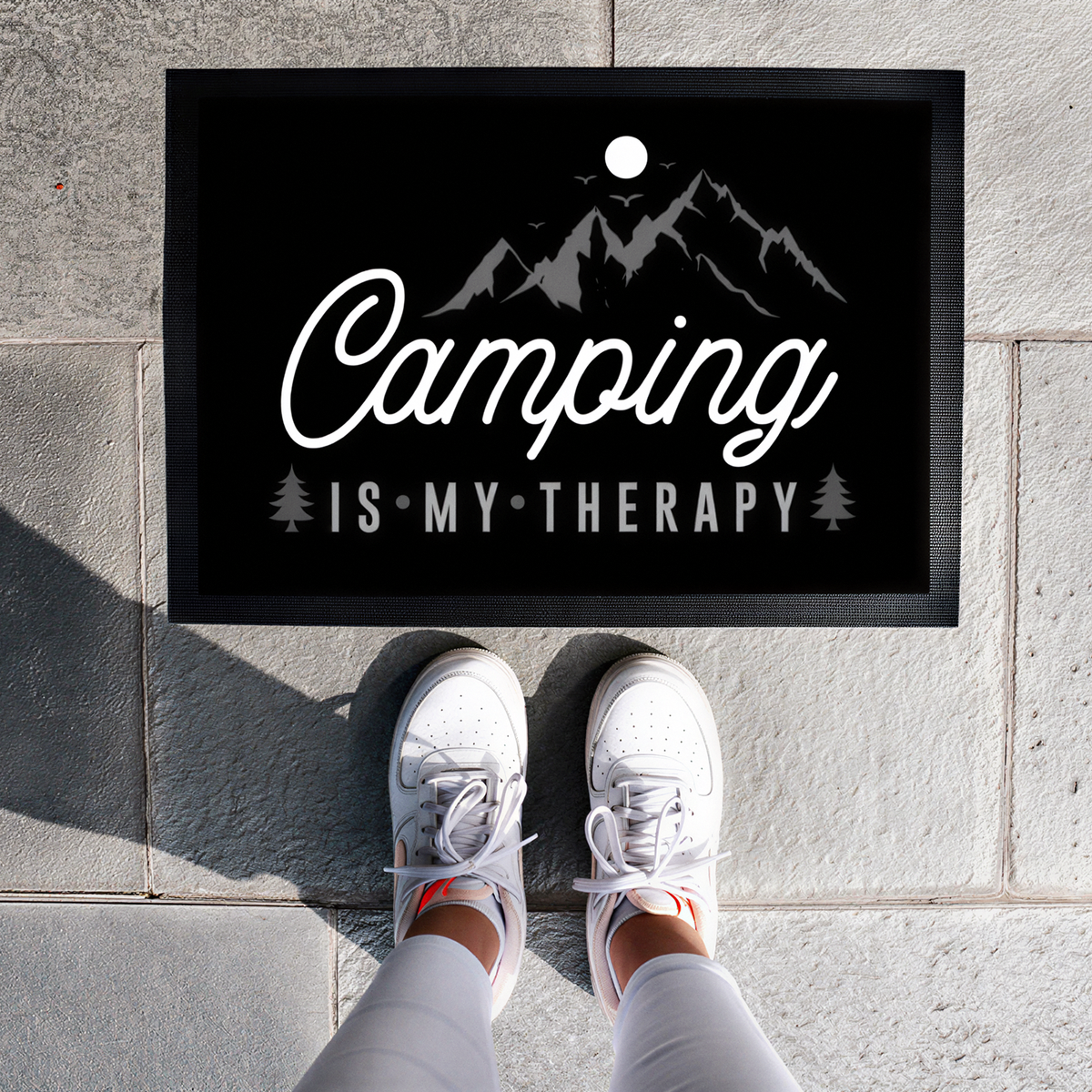 Fußmatte mit Spruch | Camping is my therapy