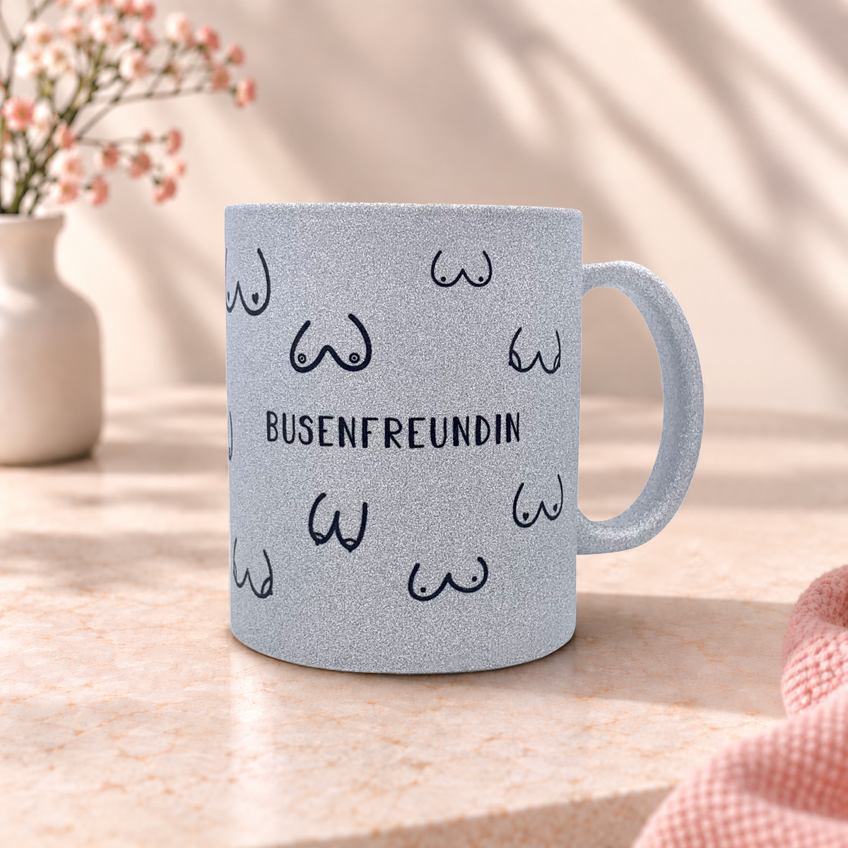 Keramik Tasse in Glitzer + Silber-Grau | Busenfreundin 1.0