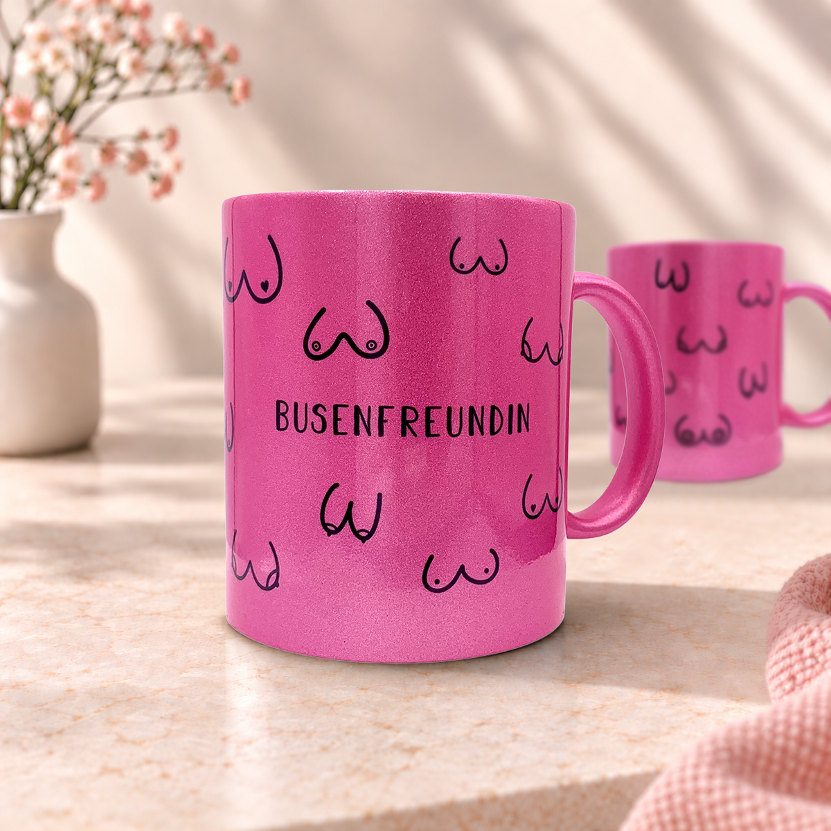 Keramik Tasse in Glitzer + Pink | Busenfreundin 1.0