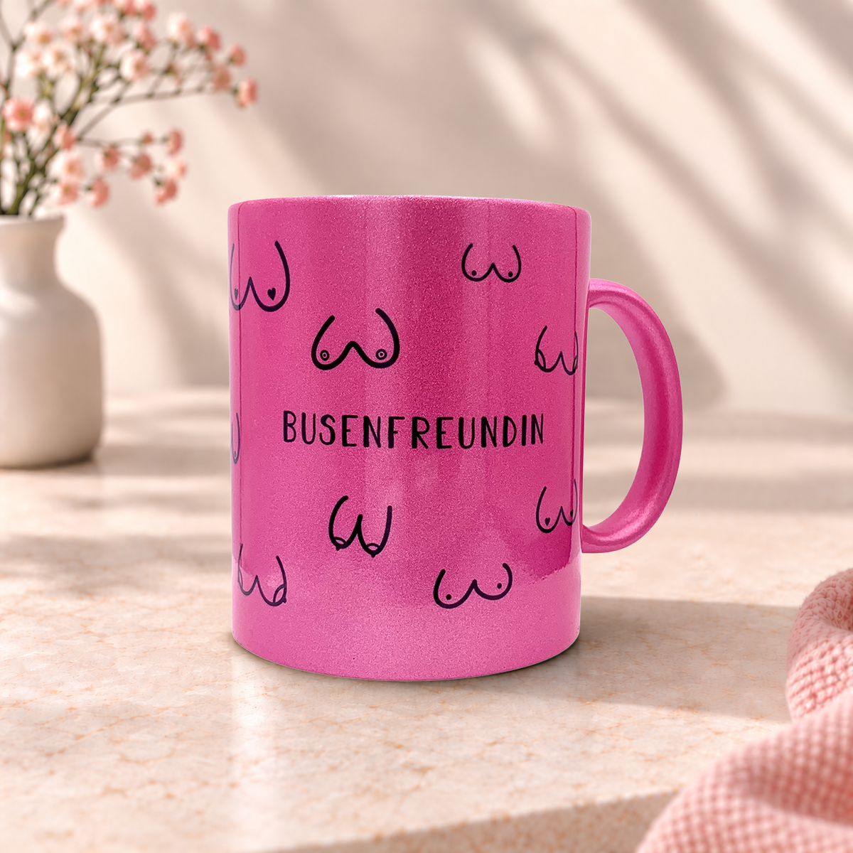 Keramik Tasse in Glitzer + Pink | Busenfreundin 1.0