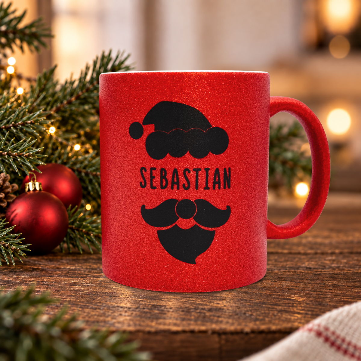 Keramik Tasse in Glitzer + Rot mit Name | Weihnachtsmann