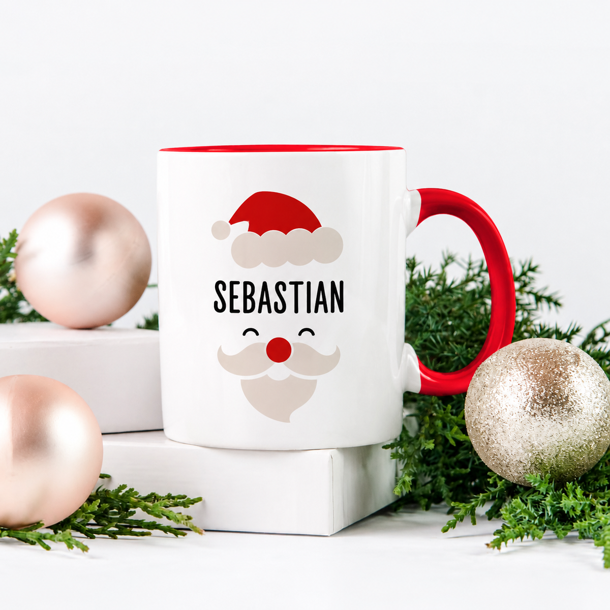 Keramik Tasse mit Name | Weihnachtsmann Rot