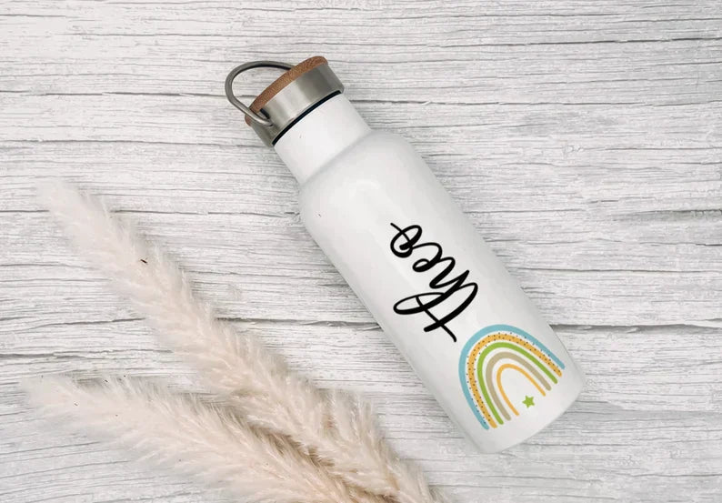 Personalisierte Isolierflasche mit eigenen Namen oder Wunschname - Motiv: Blau/Grün - verschenkich.de
