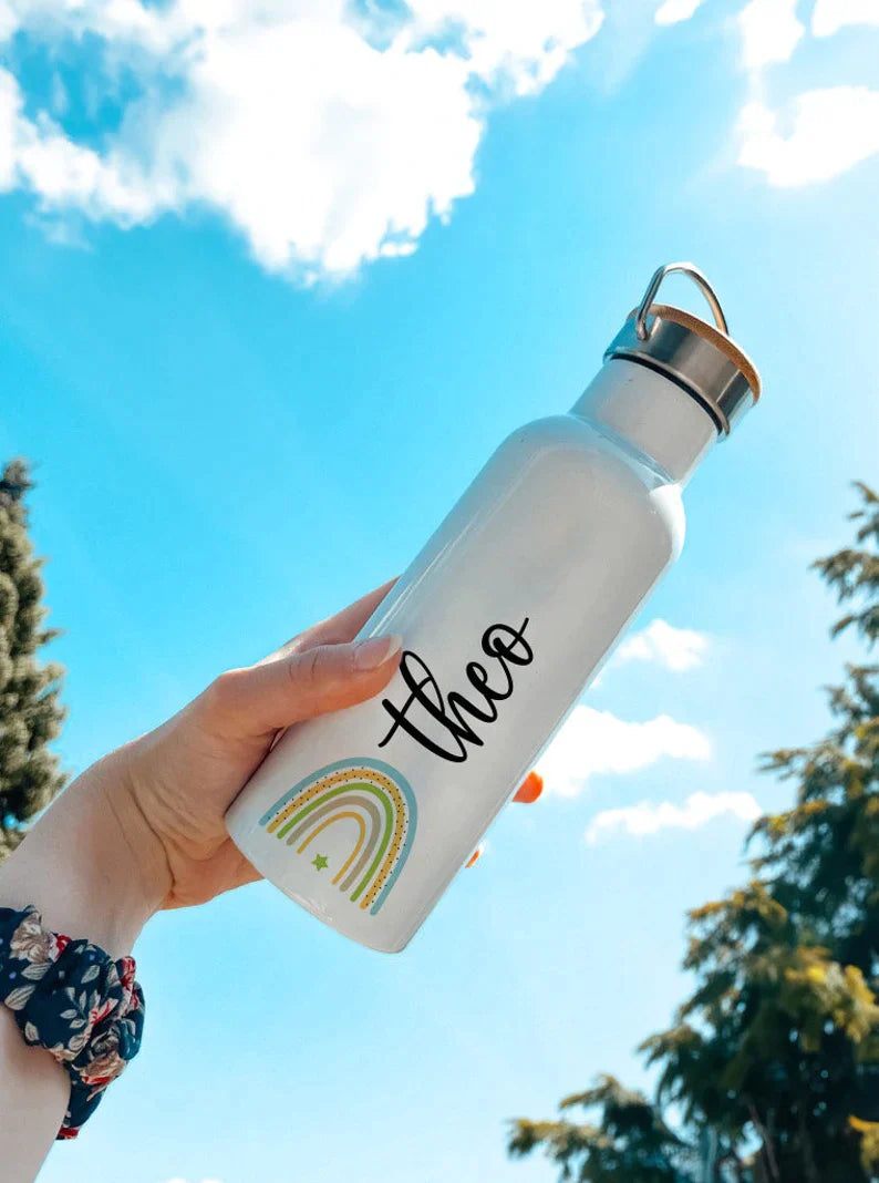 Personalisierte Isolierflasche mit eigenen Namen oder Wunschname - Motiv: Blau/Grün - verschenkich.de