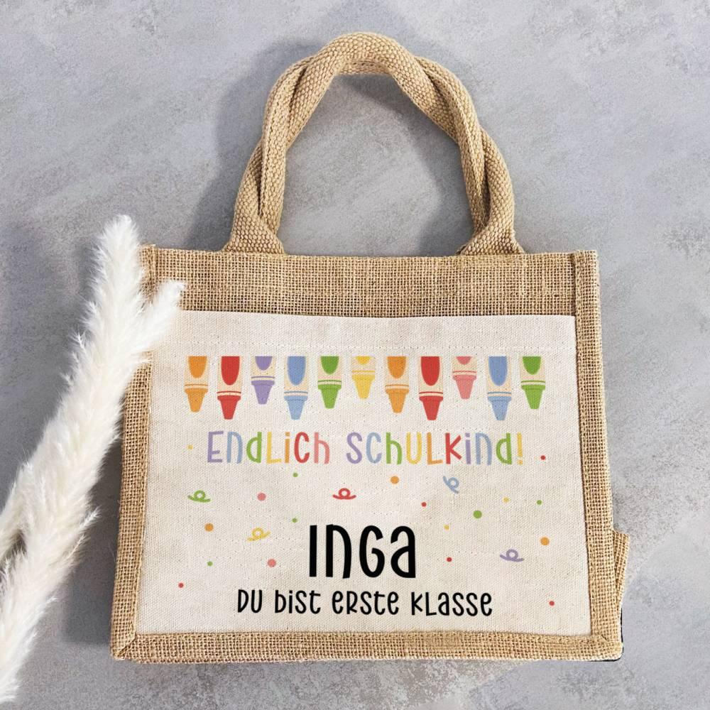 Personalisierte Schulkind-Tasche mit eigenen Namen oder Wunschname - Motiv: Endlich Schulkind Buntstifte - verschenkich.de