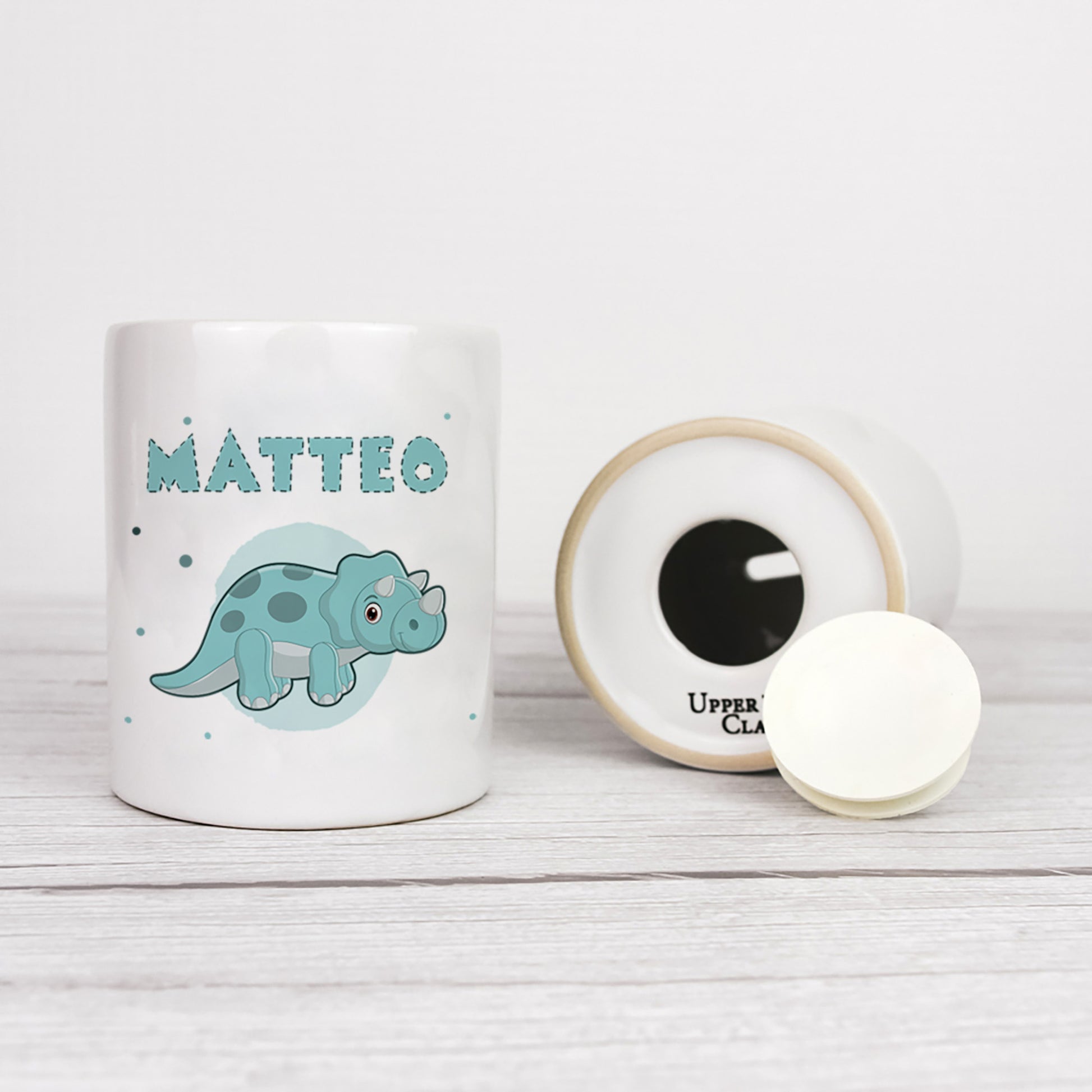 Personalisierte Spardose aus Keramik | mit Wunschnamen | Dino 1 | Triceratops | türkis | Geldgeschenk für Dinosaurier Fan - verschenkich.de