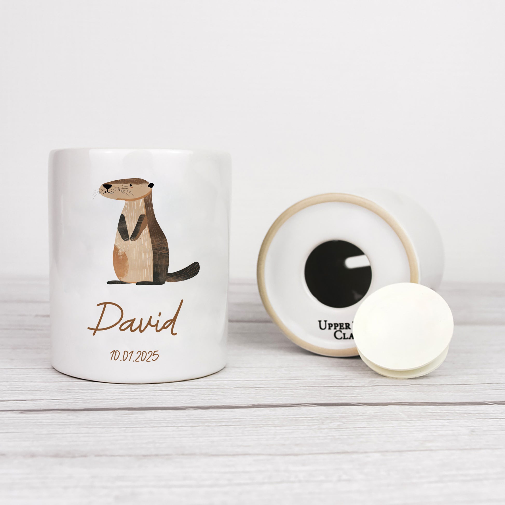Personalisierte Spardose aus Keramik | mit Wunschnamen und Datum | Otter | Tierparty | bezauberndes Geldgeschenk für Kinder - verschenkich.de