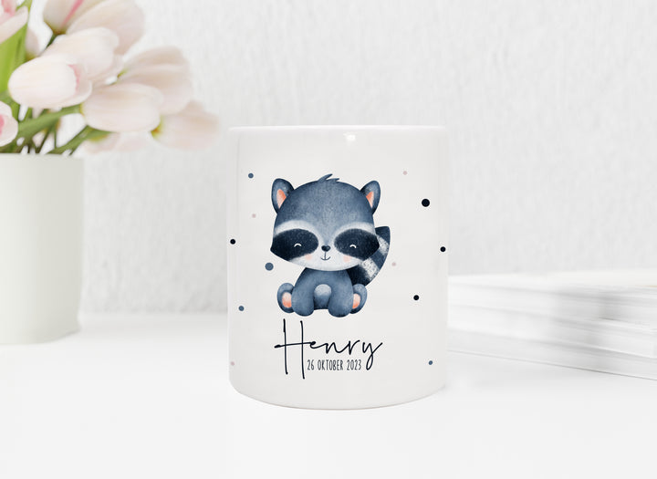 Personalisierte Spardose aus Keramik | mit Wunschnamen und Datum | Waschbär | Tierkinder | Geldgeschenk zur Geburt, Taufe oder Geburtstag - verschenkich.de
