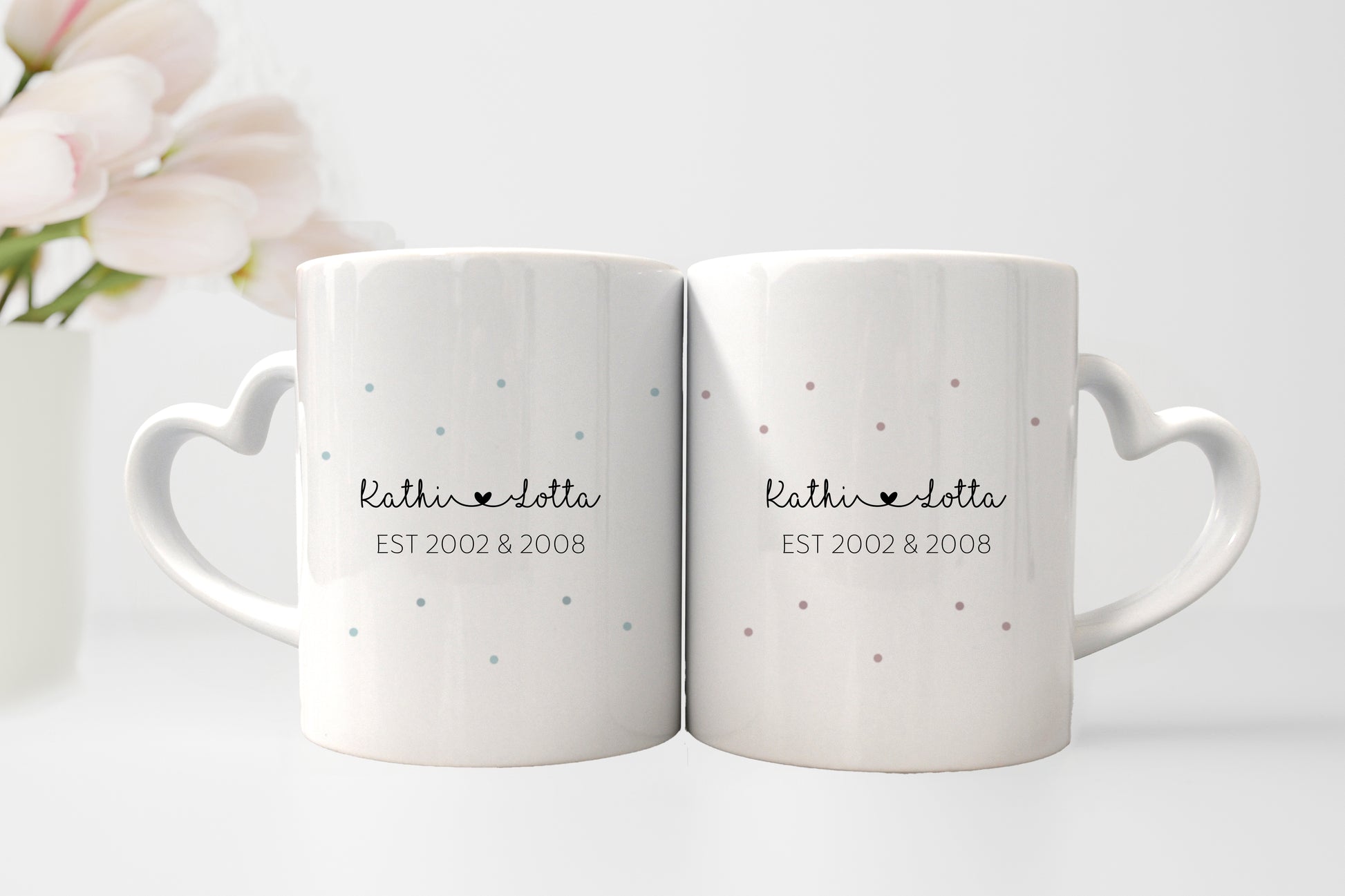 Personalisierte Tassen im Set | Herzhenkel | Kaffeetasse für Oma + Opa | mit Enkelkind Namen | Keramik | Geschenkidee zur goldenen Hochzeit - verschenkich.de