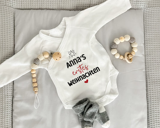 Personalisierter Premium Wickelbody | Babys erstes Weihnachten | Langarm Body | Bio-Baumwolle | Geschenk zur Geburt & Weihnachten - verschenkich.de