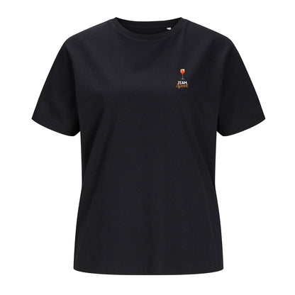 Weißes T-Shirt Team Aperol freigestellt auf weißem Hintergrund – Vorderansicht